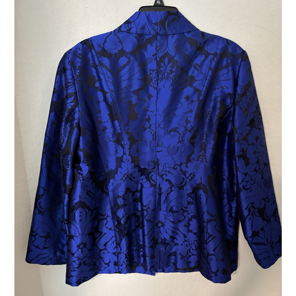 Chico's Cobalt Blue Black Floral Print Frog Closure 100% Silk Jacket 3 or XL - Picture 3 of 3